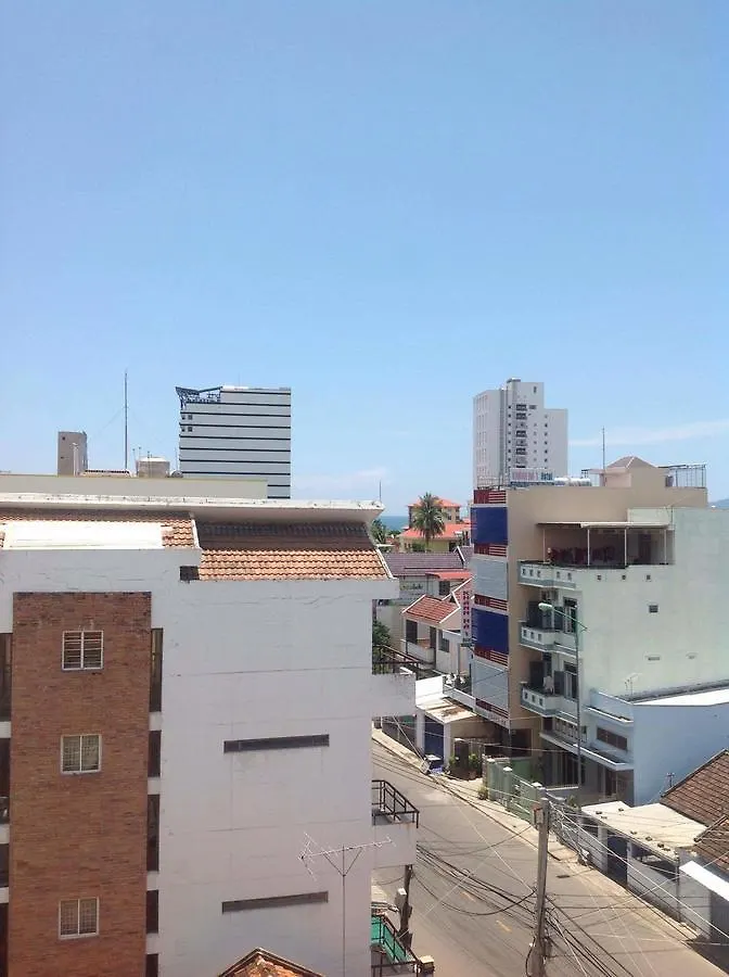 Vinh Quang Hotel Nha Trang 2*,
